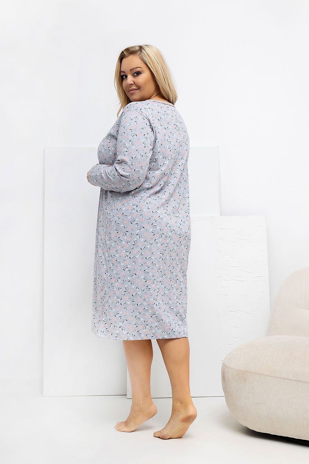   Koszula Nocna Plus Size Model DU-KN-FP-602.15 Grey - Forever Pink 