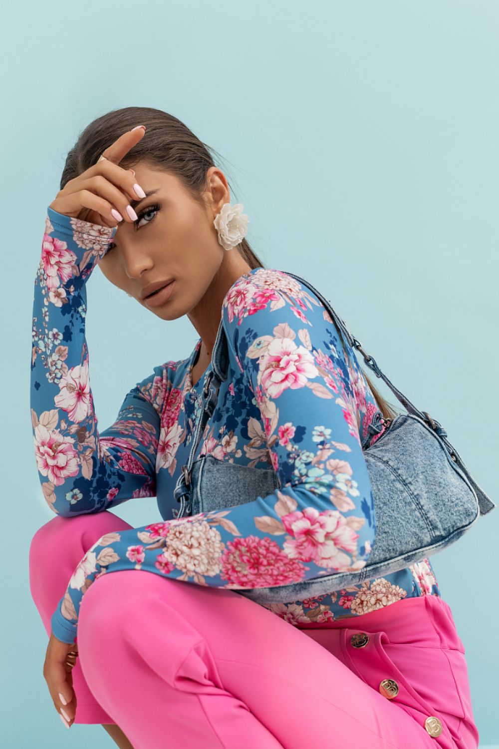   Bluzka Model Shira 490106805 Blue Flowers - LaBalancia 