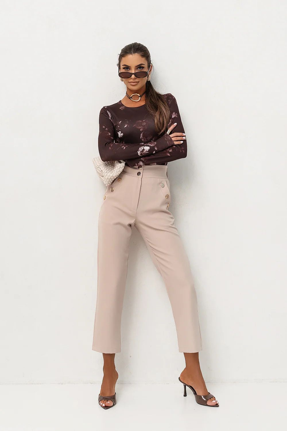   Bluzka Model Shira 490109190 Brown Flowers - LaBalancia 