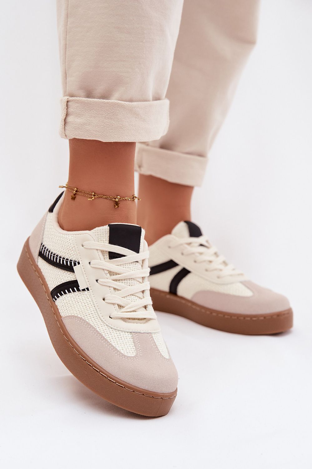   Buty Sportowe Model Denelisse C-823 White/Black - Step in style 
