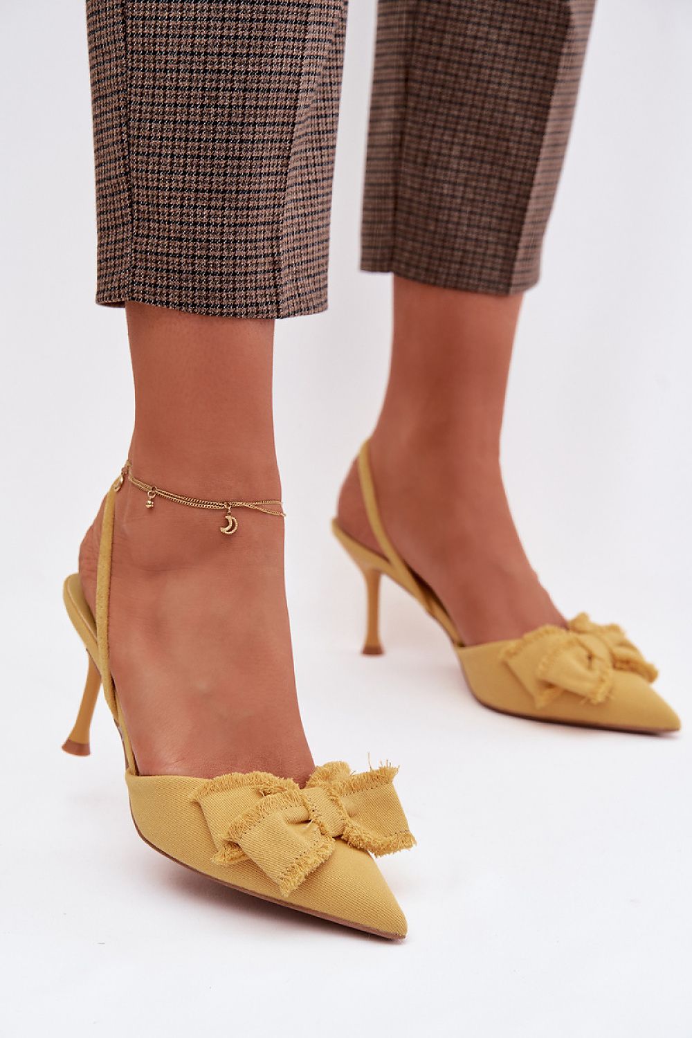  Sandały Model Hestia 100-479 Yellow - Step in style 