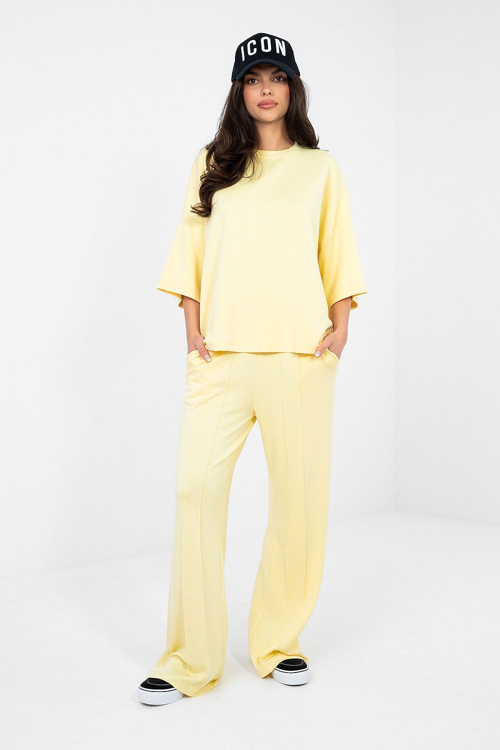   Bluzka Model RV-BZ-A1188.63 Light Yellow - Rue Paris 