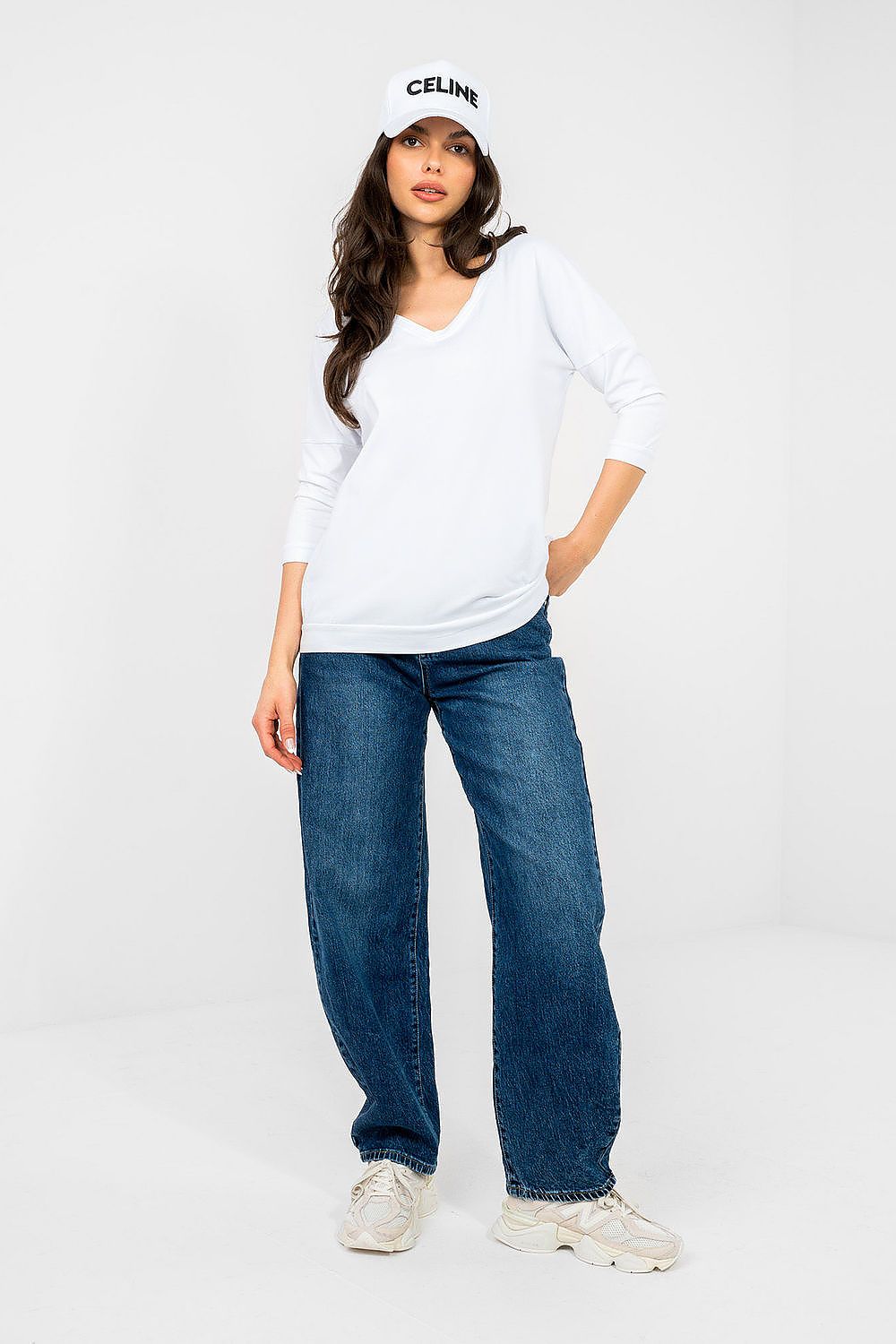   Bluzka Model RV-BZ-A1192.71 White - Rue Paris 
