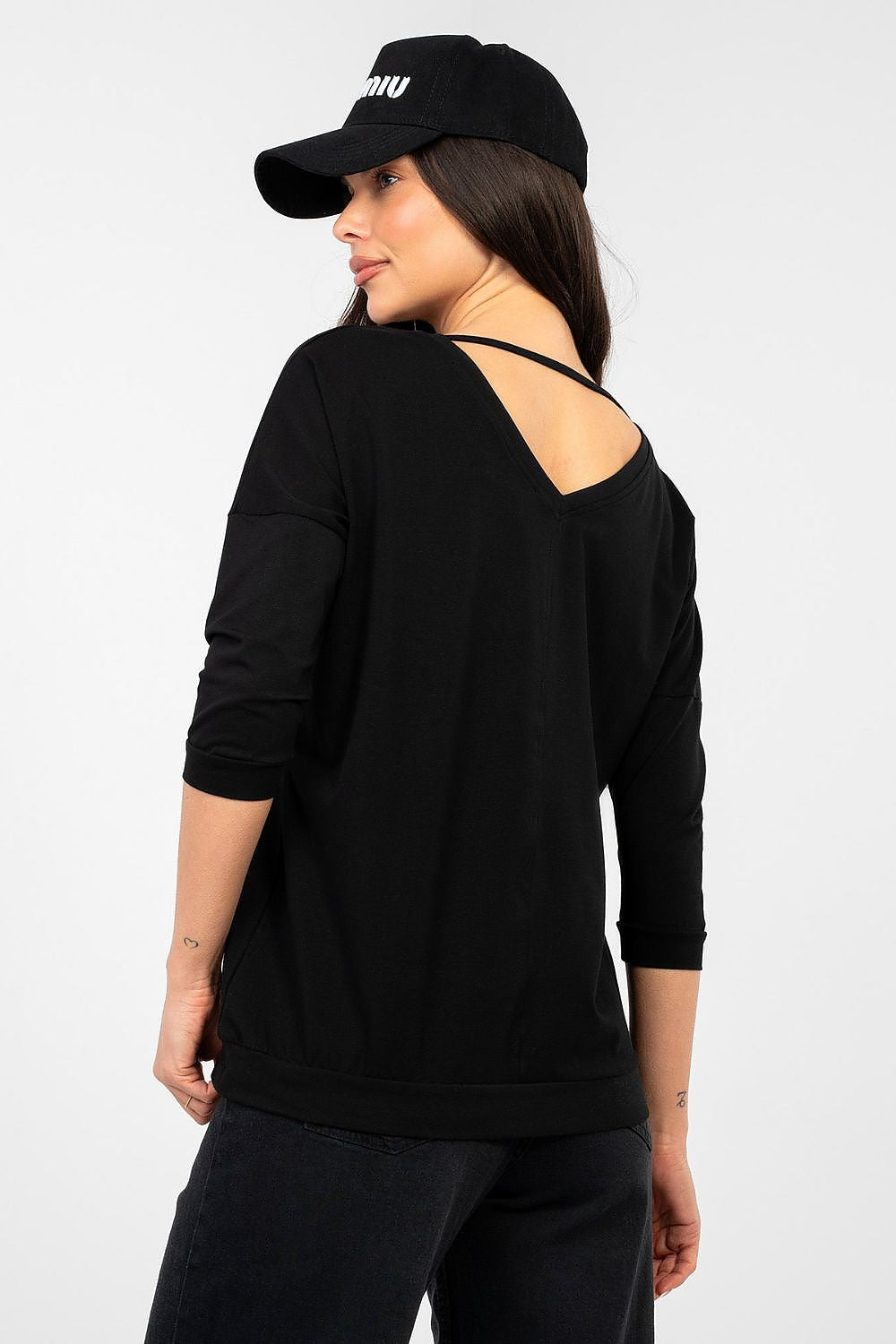   Bluzka Model RV-BZ-A1192.71 Black - Rue Paris 