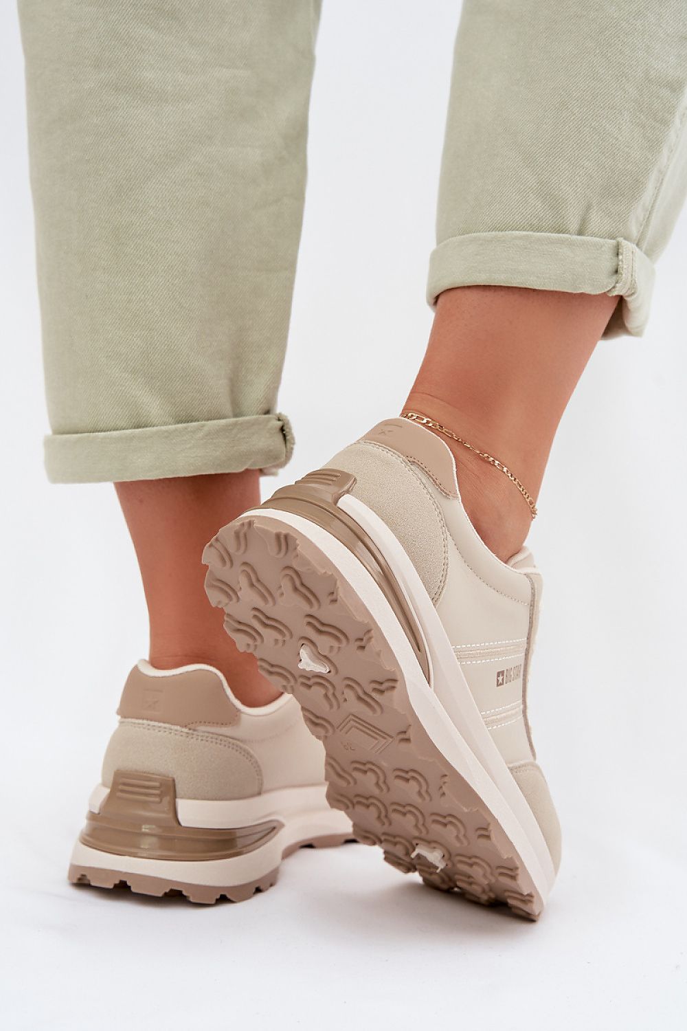   Buty Sportowe Model Big Star TT274876 HI-POLY SYSTEM Beige - Step in style 