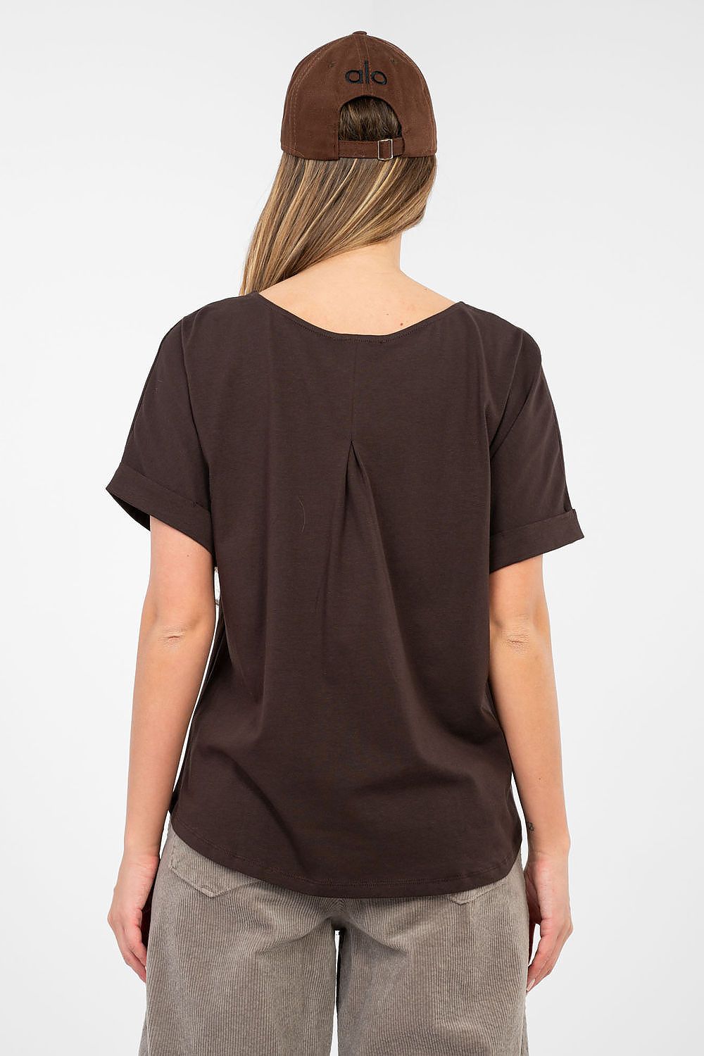   Bluzka Model RV-BZ-A1185.19 Dark Brown - Rue Paris 