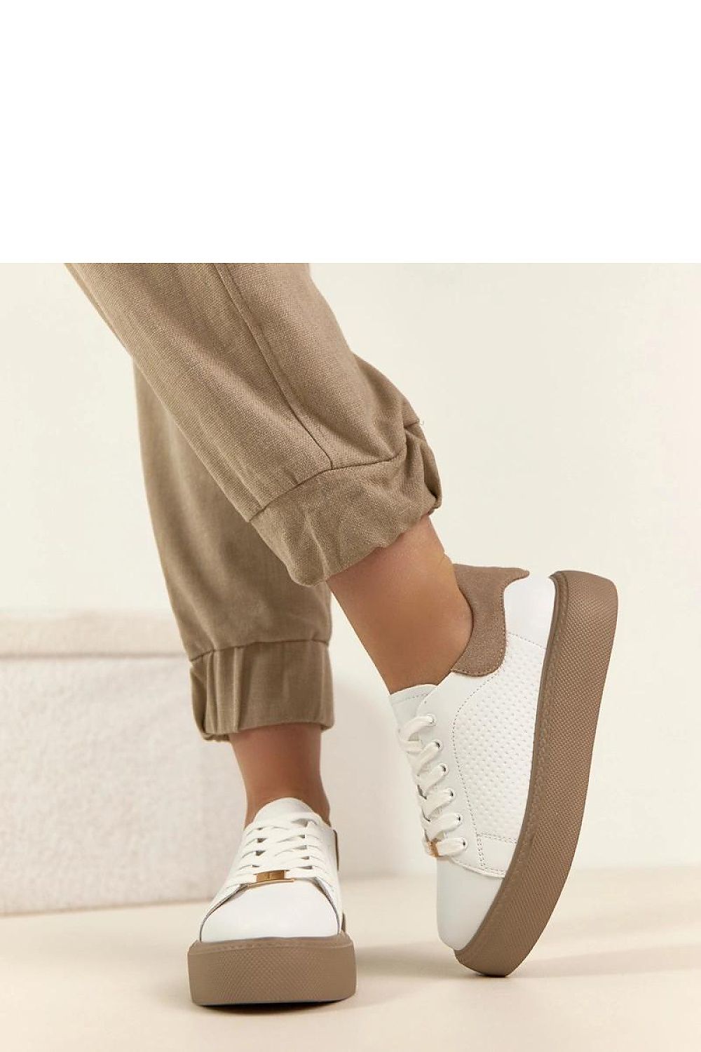   Buty Sportowe Model Filippo DP7502/26 WH White - Solea 