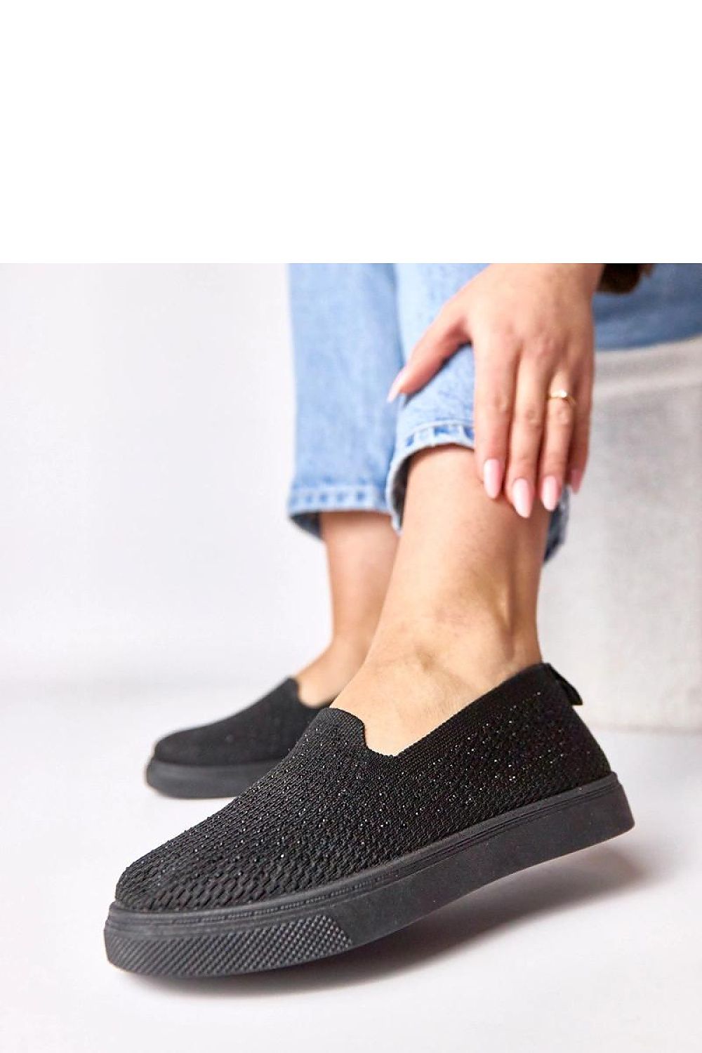   Trampki Model Gabrielle W236-1 Black - Solea 