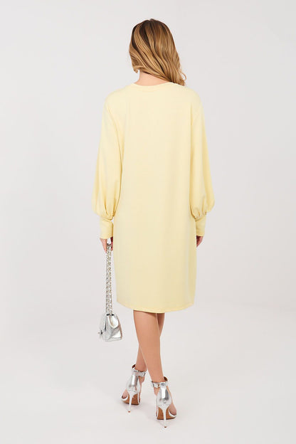  Sukienka Model RV-SK-A1059.17 Light Yellow - Rue Paris 