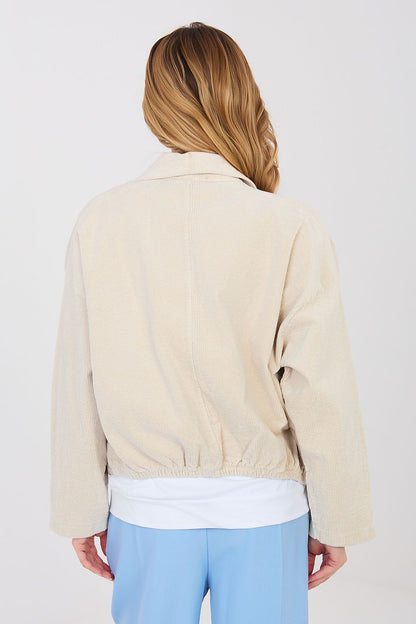   Kurtka Damska Model IT-KR-FL10163.10 Light Beige - Rue Paris 
