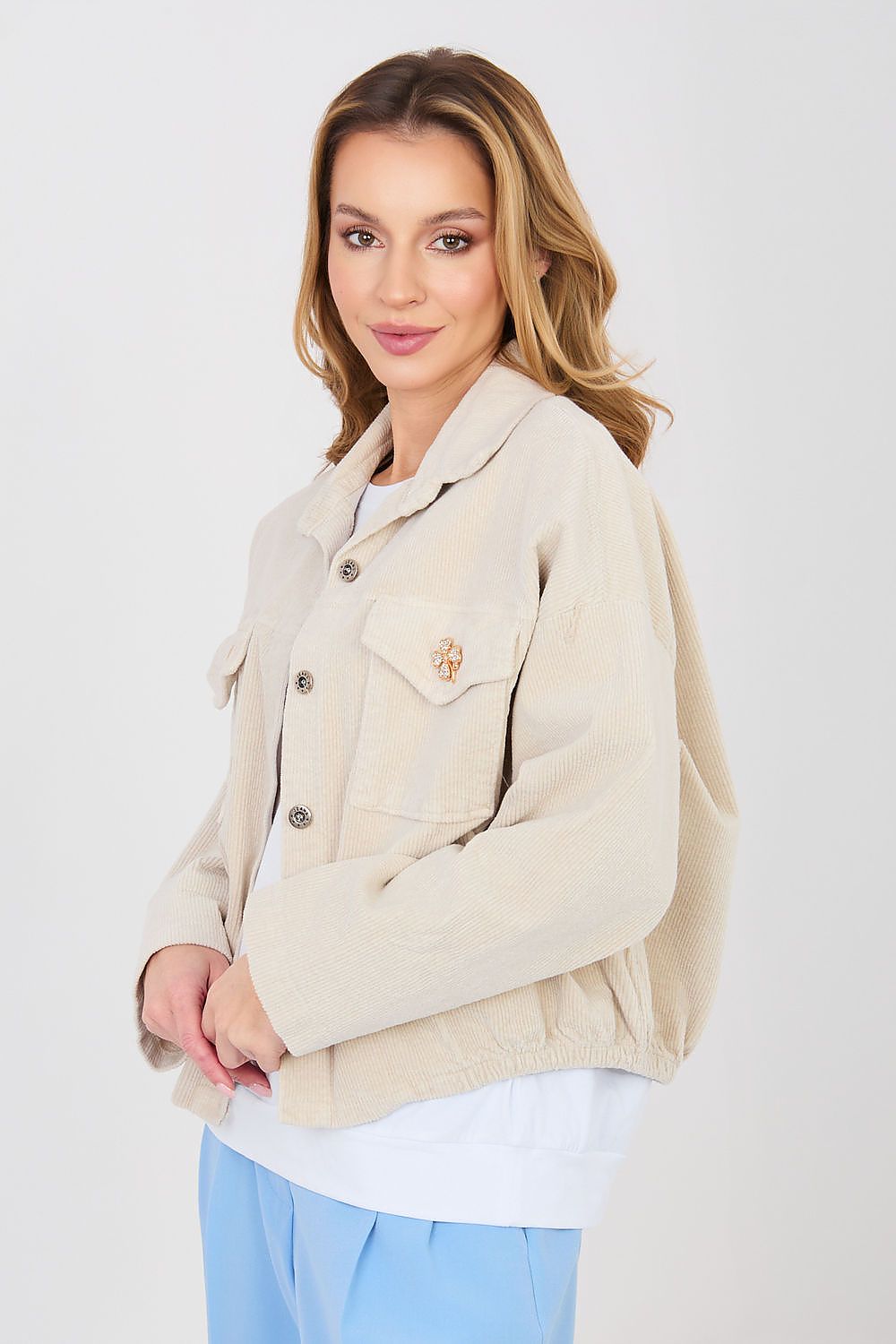   Kurtka Damska Model IT-KR-FL10163.10 Light Beige - Rue Paris 