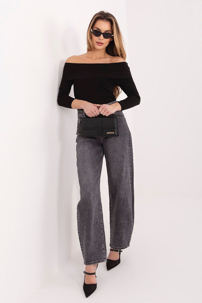   Bluzka Model RV-BZ-A1194.25 Black - Rue Paris 