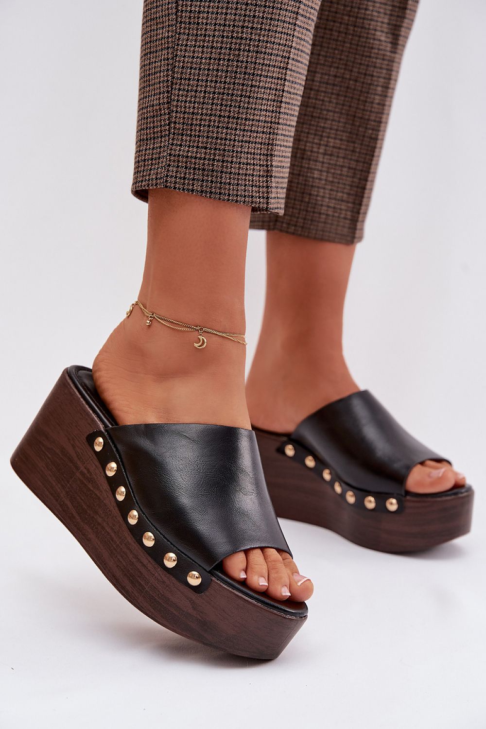 Sandał Klapki Model Farinelle DM486 Black - Step in style 