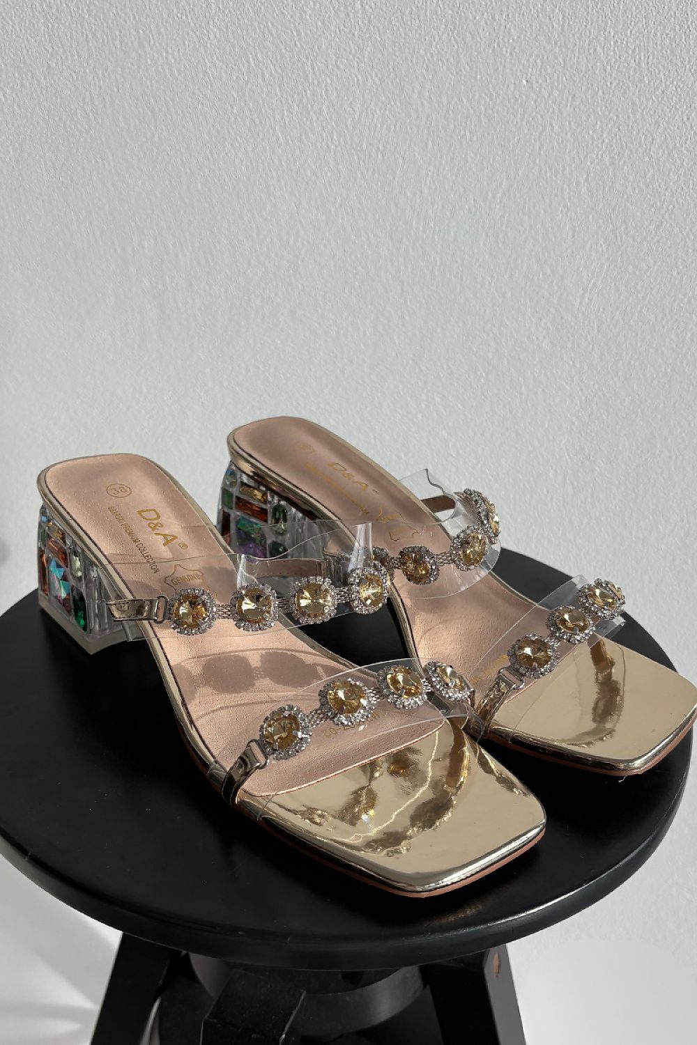  Sandał Klapki Model DA MR1037-02 Gold - Step in style 