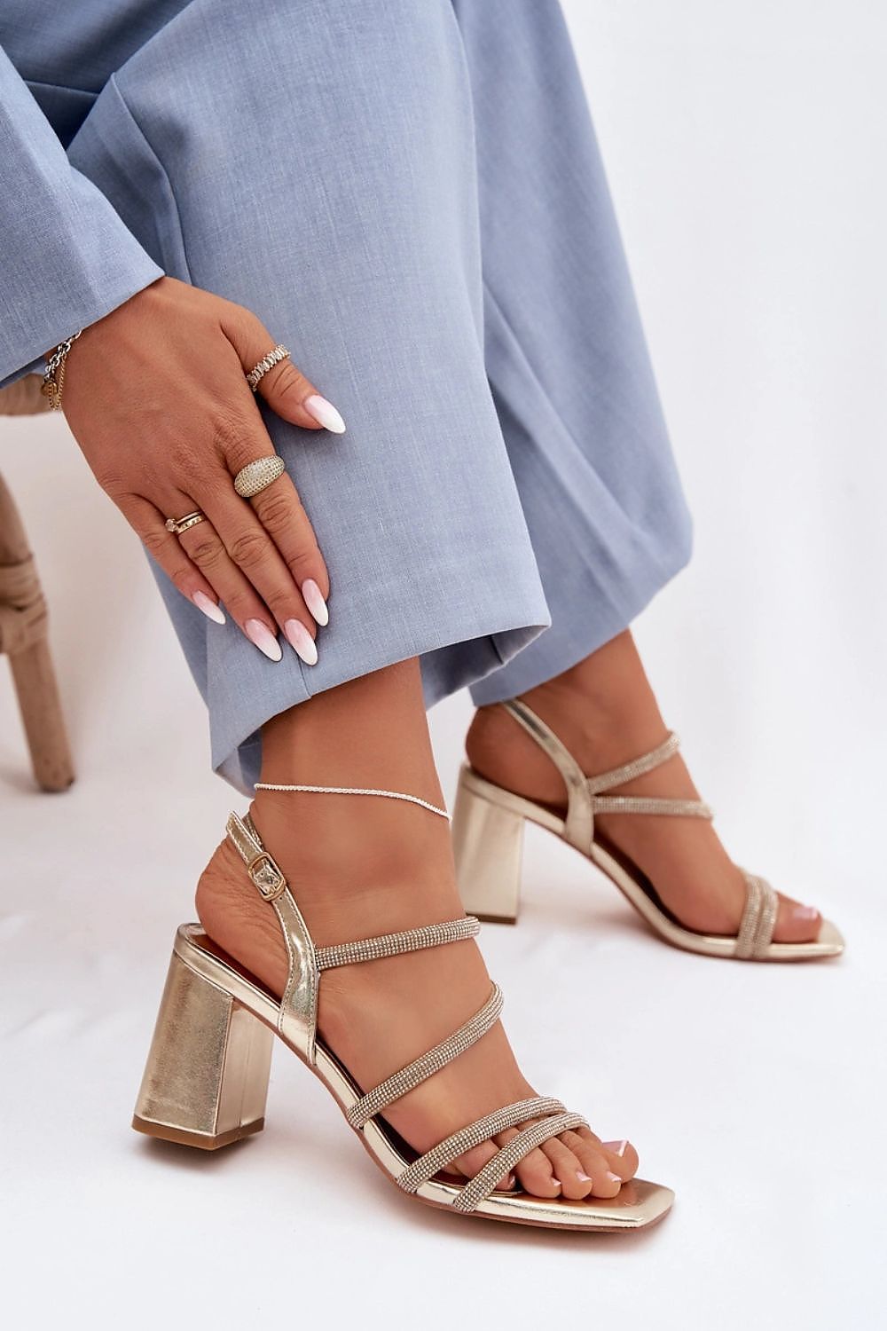  Sandały Model Brelia X8469 Gold - Step in style 
