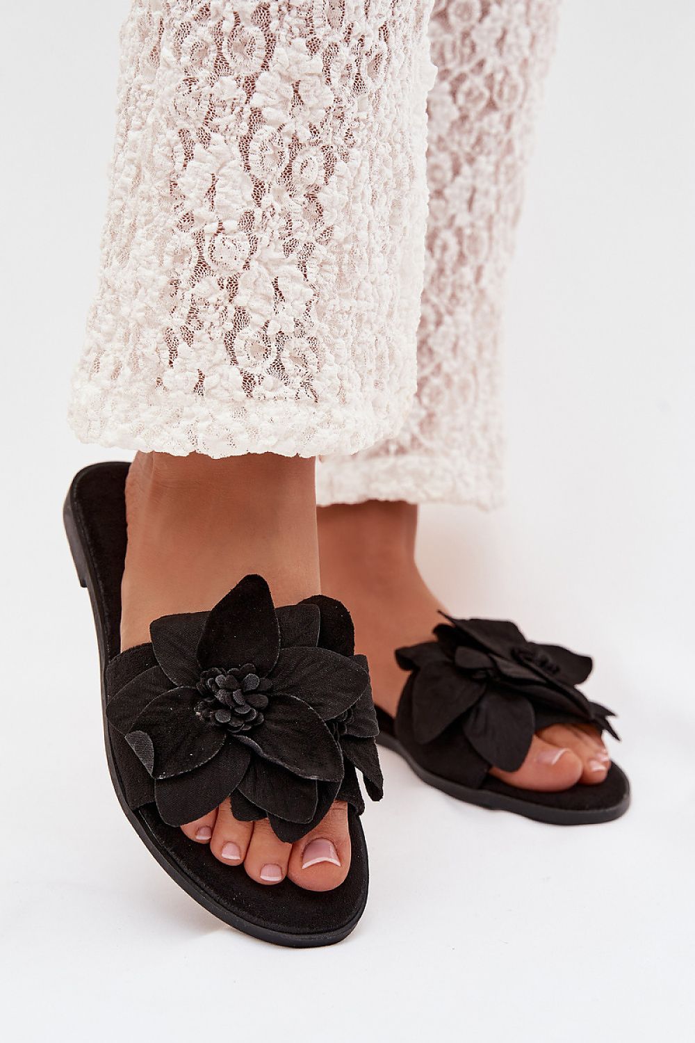  Sandał Klapki Model Elzoria J502-1 Black - Step in style 