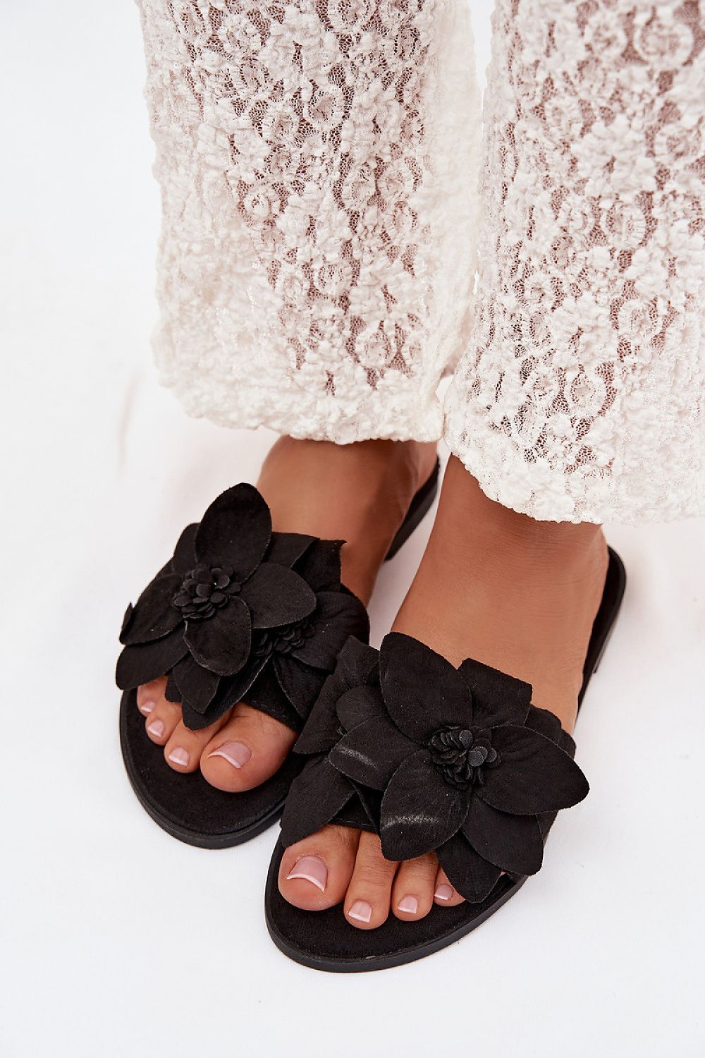  Sandał Klapki Model Elzoria J502-1 Black - Step in style 