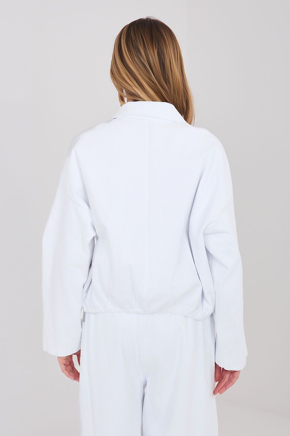   Kurtka Damska Model IT-KR-FL10163.10 White - Rue Paris 