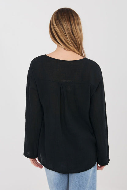   Bluzka Model IT-BZ-3130.21 Black - Italy Moda 