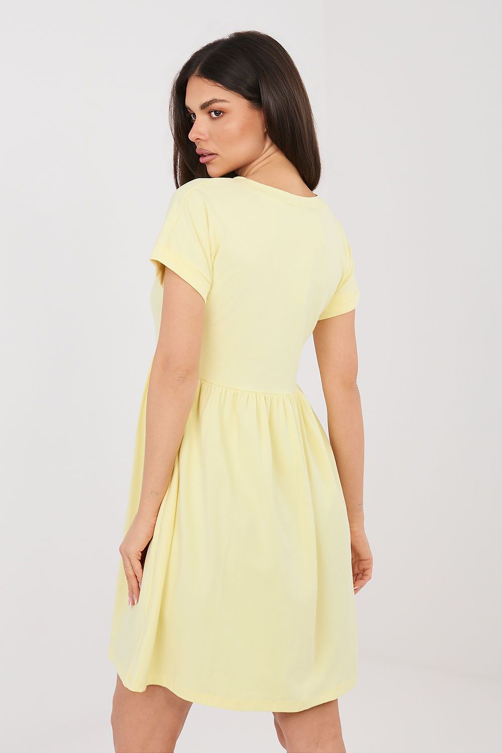  Sukienka Model RV-SK-5672.03P Light Yellow - Rue Paris 