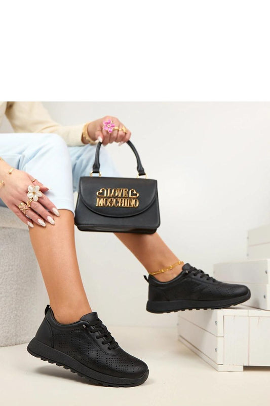   Buty Sportowe Model Slone 81213-1 Black - Solea 