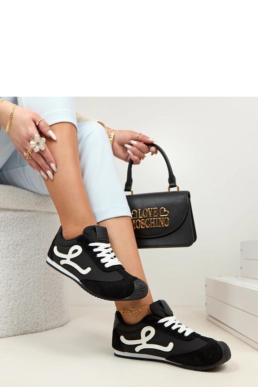   Buty Sportowe Model Barefoot 81223-1 Black - Solea 