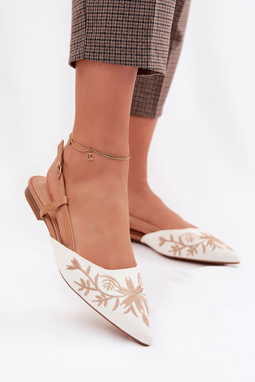  Sandały Model Grelia S23624 Camel - Step in style 