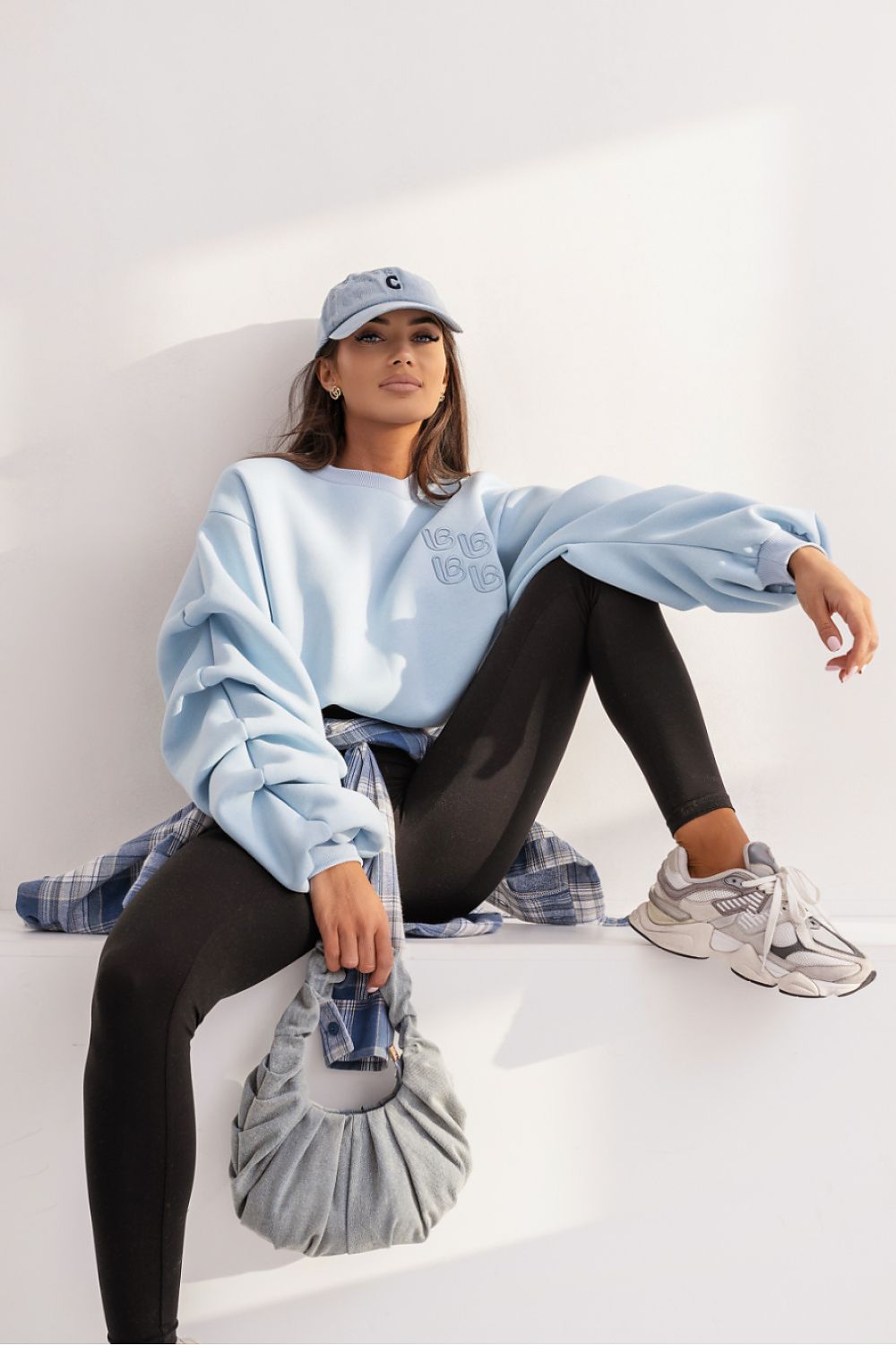   Bluza Damska Model Remy 496802665 Błękit - LaBalancia 