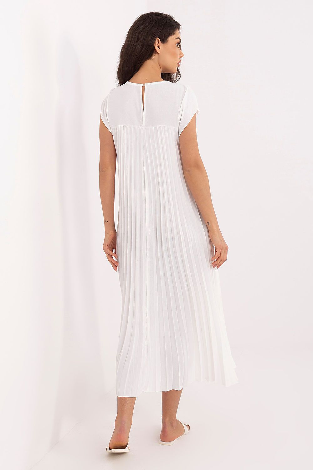  Sukienka Model IT-SK-19552.72 Ecru - Rue Paris 