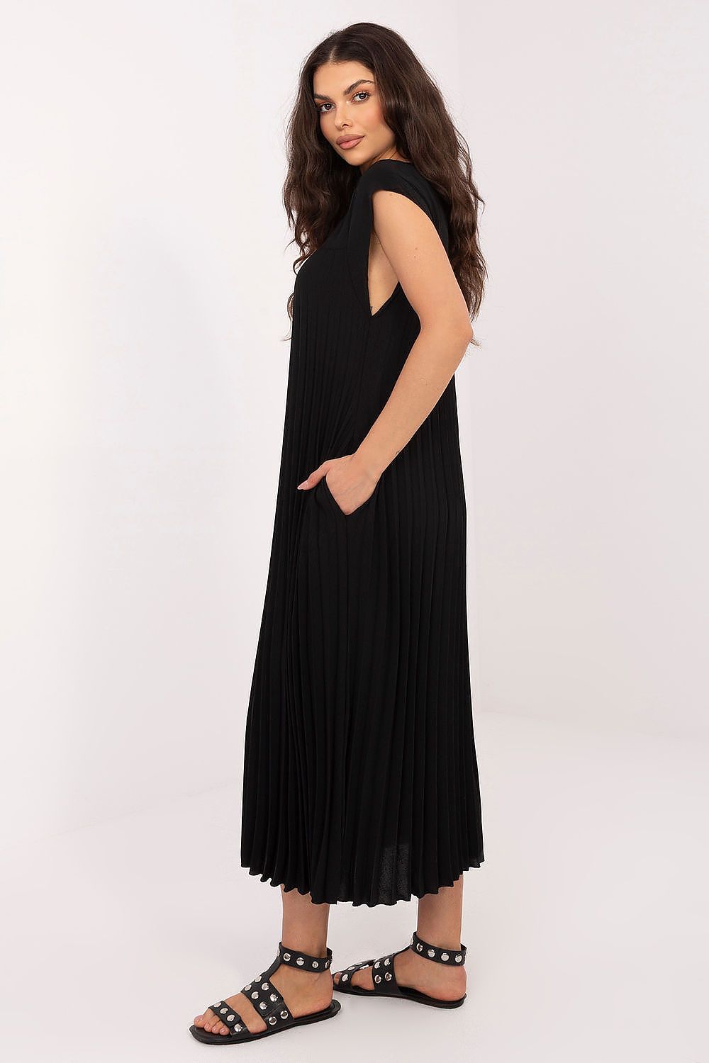  Sukienka Model IT-SK-19552.71 Black - Rue Paris 