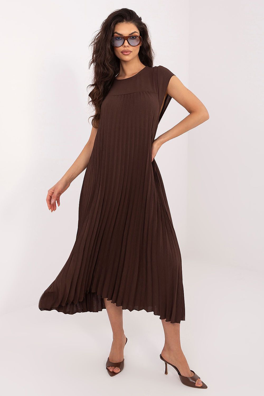  Sukienka Model IT-SK-19552.72 Dark Brown - Rue Paris 