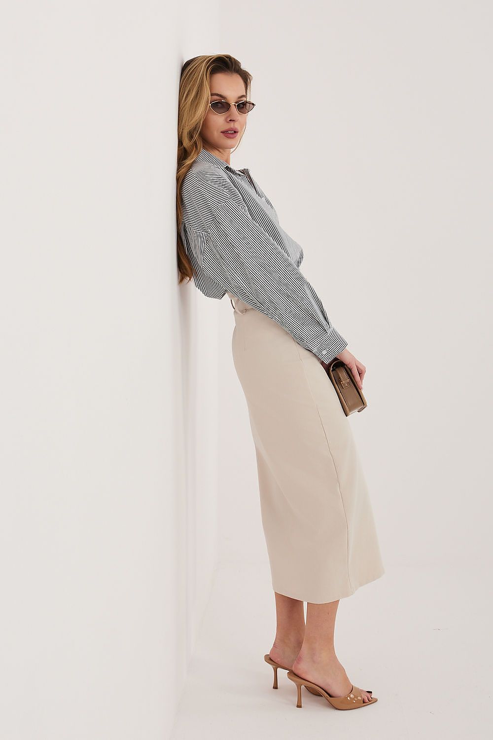  Spódnica Model IT-SD-FL7393-1.16 Light Beige - Rue Paris 