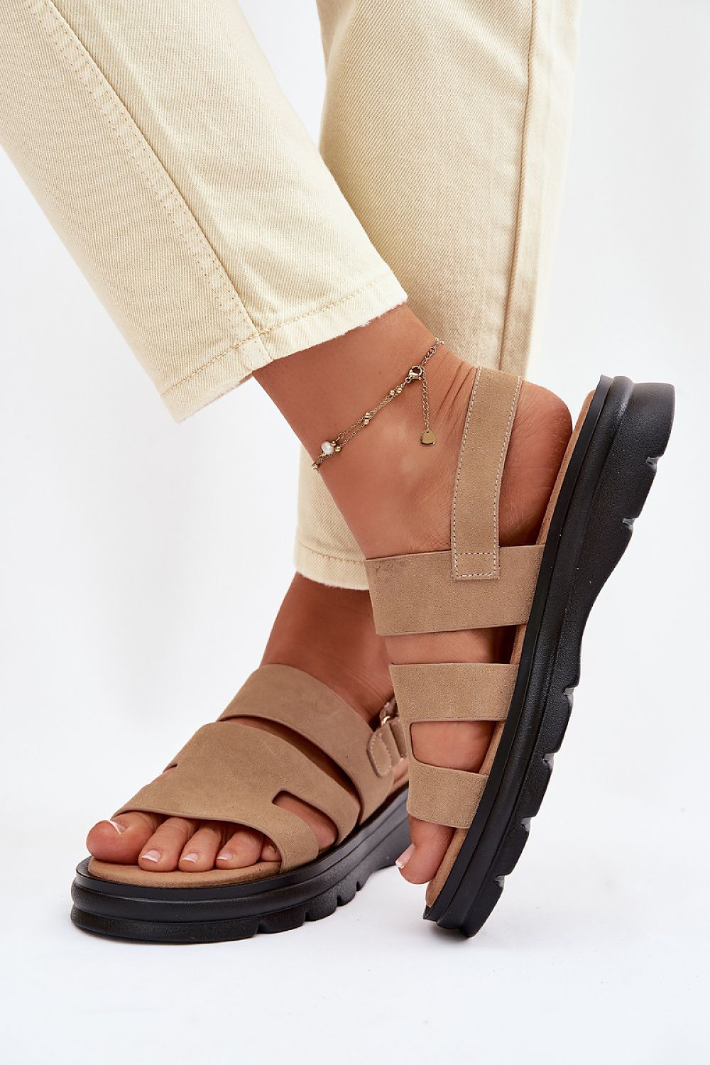  Sandały Model Big Star TT274482 Beige - Step in style 
