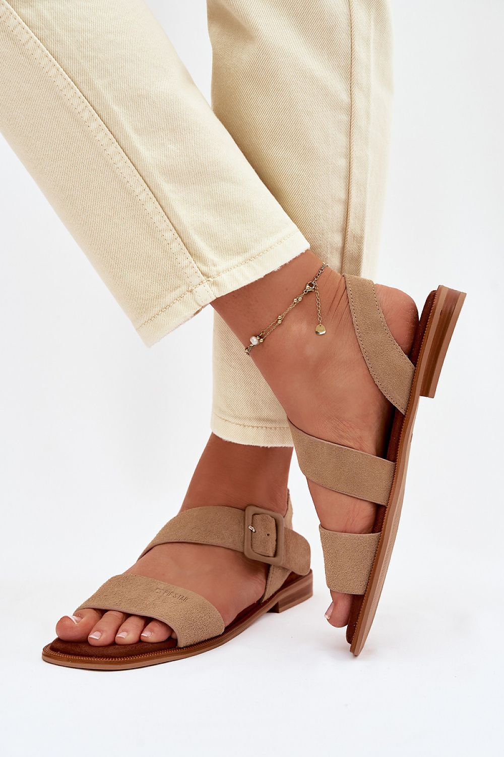  Sandały Model Big Star TT274491 Beige - Step in style 