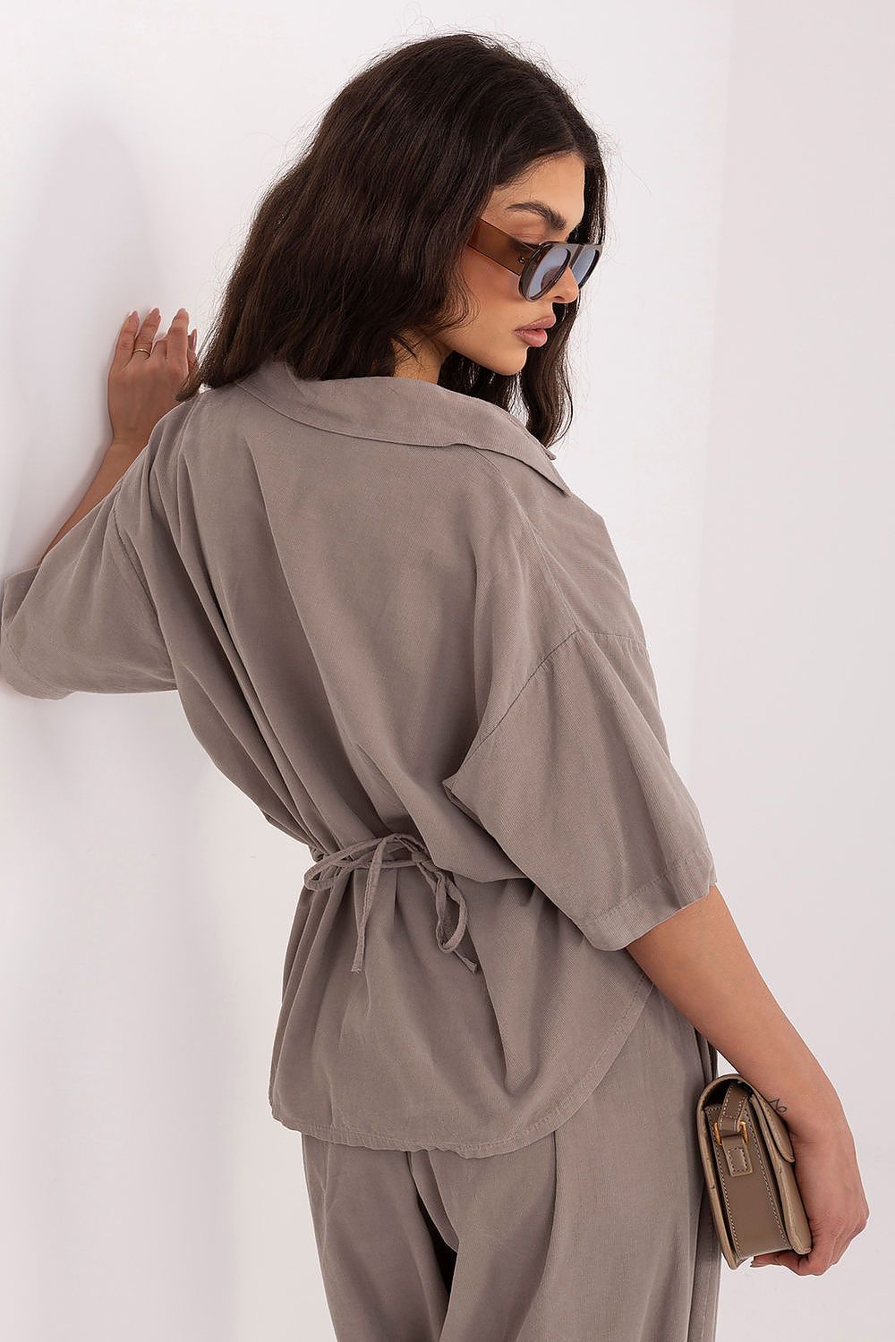   Koszula Damska Model IT-KS-FL10320.12 Dark Beige - Italy Moda 