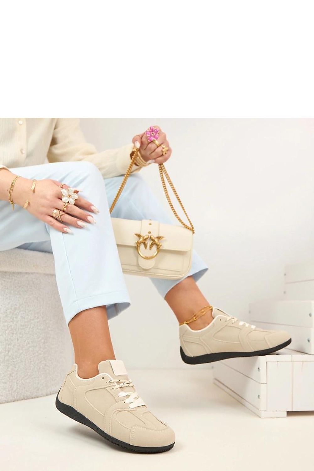   Buty Sportowe Model Amaryllis 81222-3 Beige - Solea 