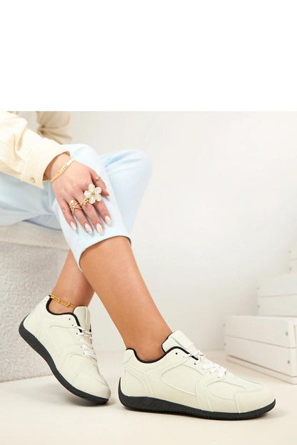   Buty Sportowe Model Amaryllis 81222-2 White - Solea 