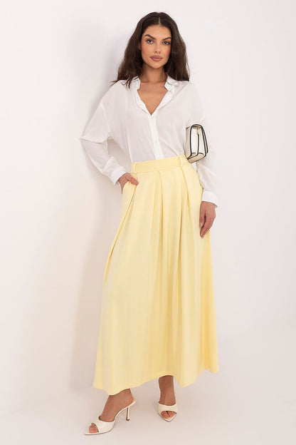  Spódnica Model RV-SD-A1240.22P Light Yellow - Relevance 