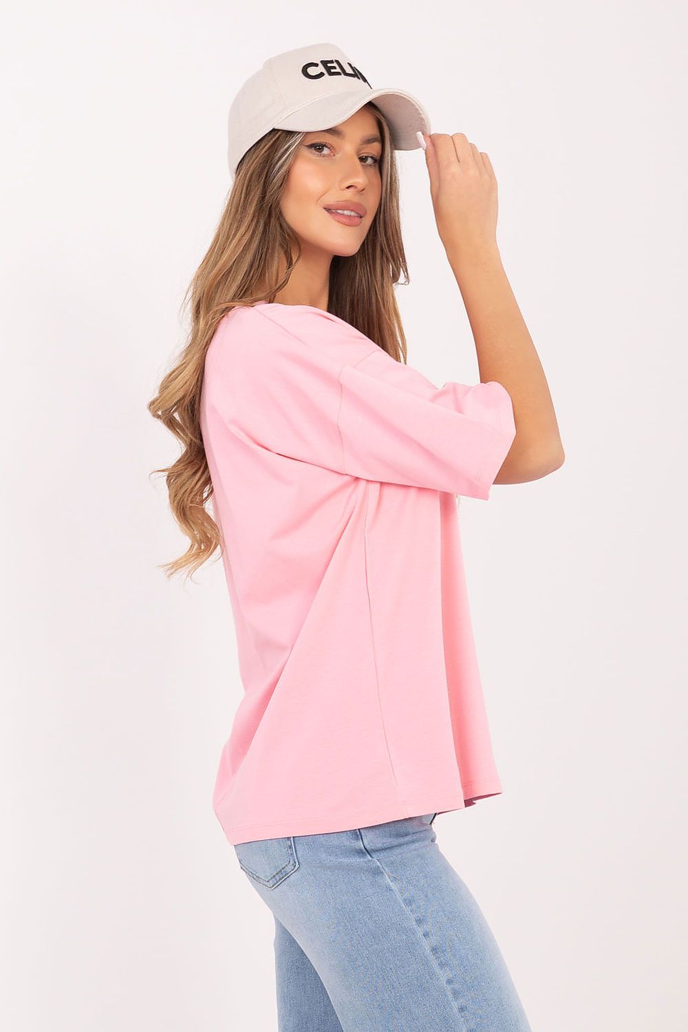   Tshirt Damski Model RV-BZ-A1230.12 Light Pink - Rue Paris 
