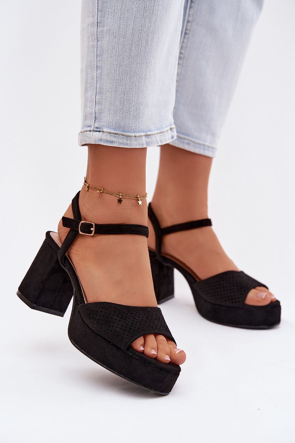  Sandały Model Iserelle 2839 Black - Step in style 