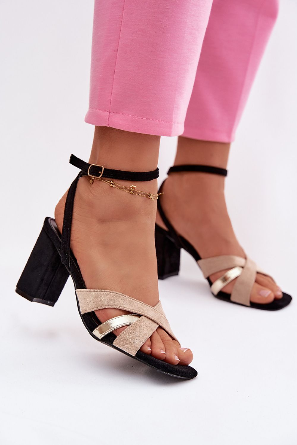  Sandały Model Karilora LOLA5275 Black - Step in style 