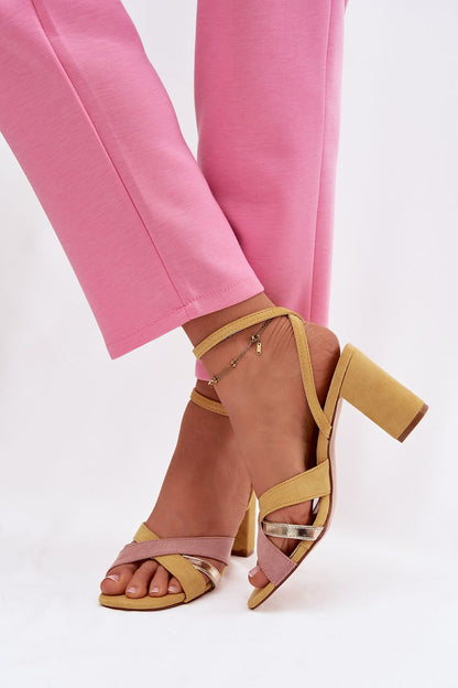  Sandały Model Karilora LOL5275 Yellow - Step in style 