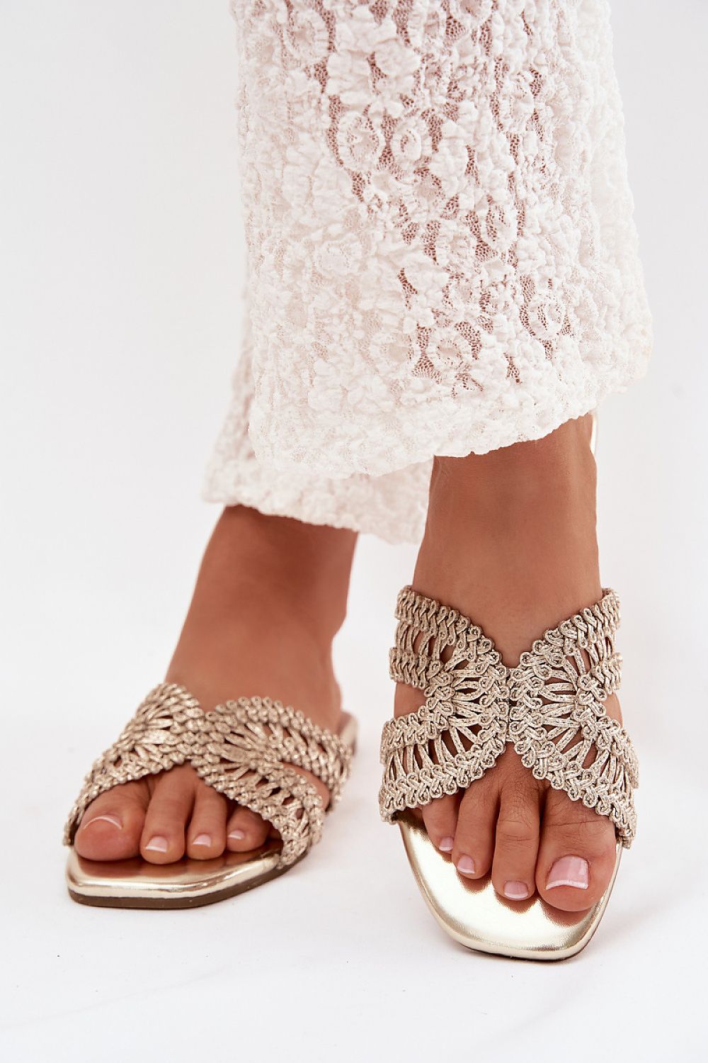  Sandał Klapki Model Fariella 2674-3 Gold - Step in style 