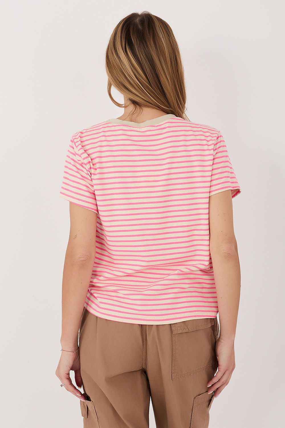   Tshirt Damski Model IT-TS-22397.89 Beige - Italy Moda 