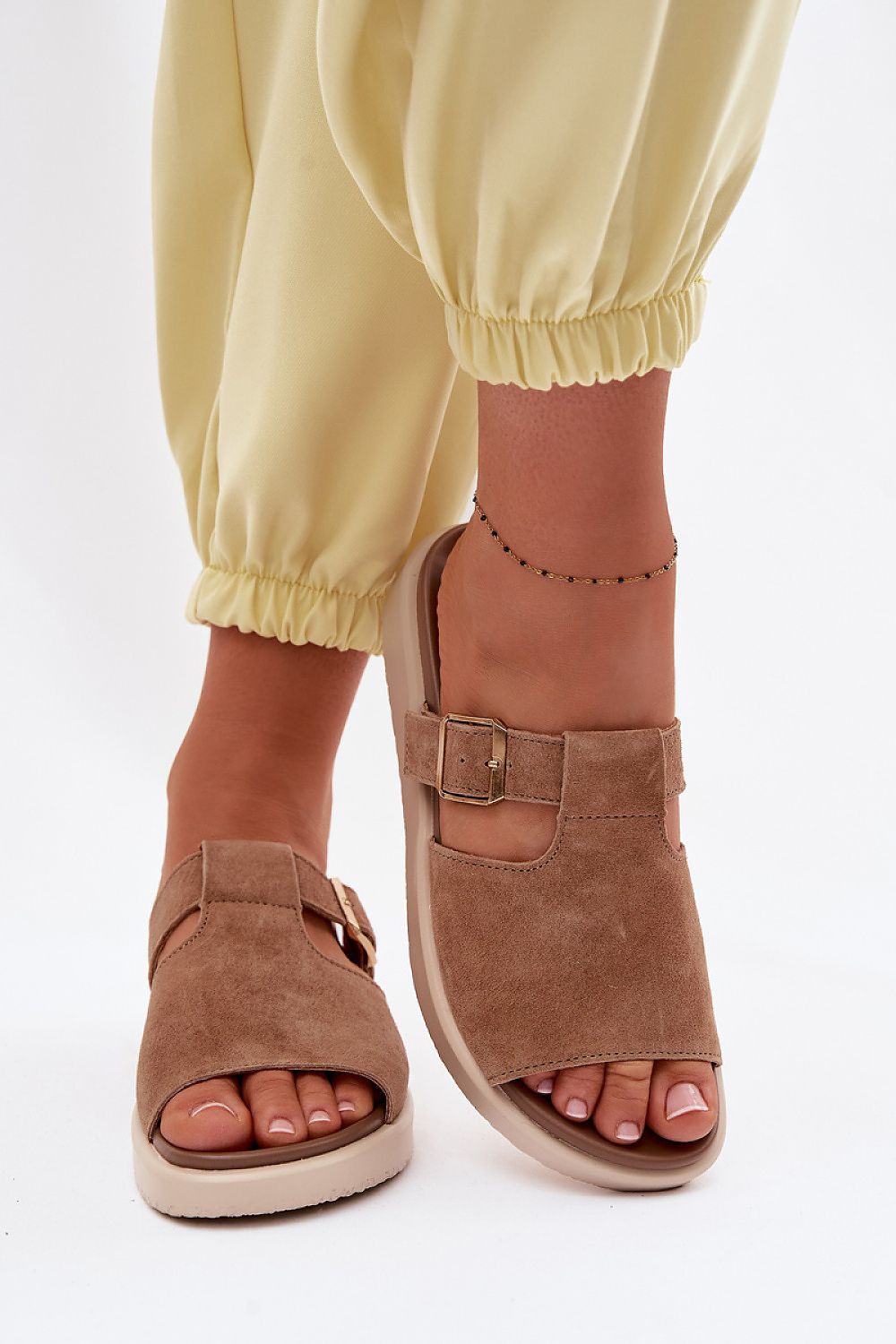  Sandał Klapki Model Zemela 26SD18-51 Camel - Step in style 