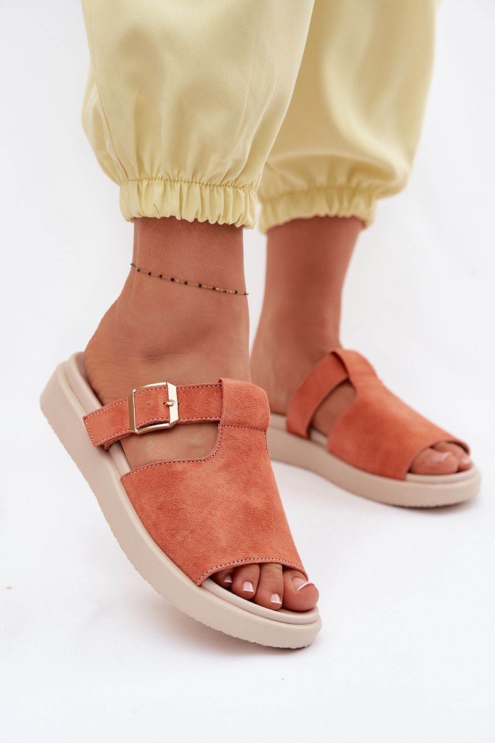  Sandał Klapki Model Zemela 26SD18-51 Orange - Step in style 