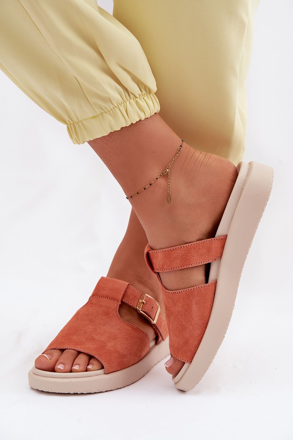  Sandał Klapki Model Zemela 26SD18-51 Orange - Step in style 