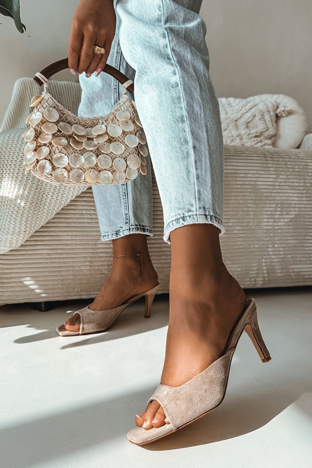  Sandał Klapki Model Revina 2928 Beige - Step in style 