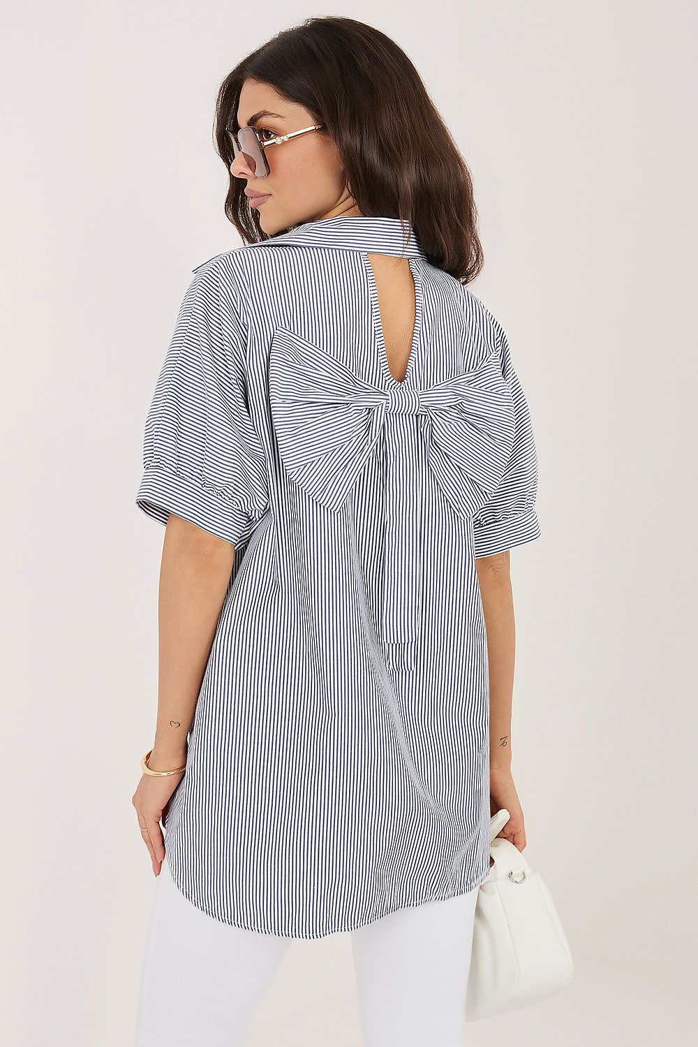   Koszula Damska Model IT-KS-18989.17 White/Grey - Rue Paris 
