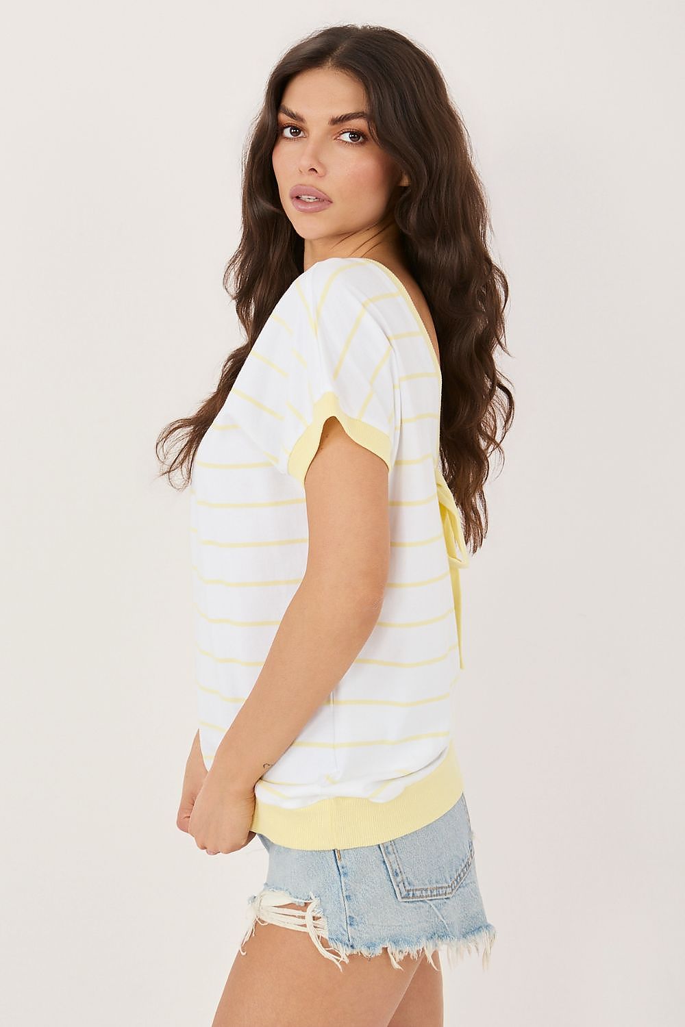   Bluzka Model RV-BZ-A1243.13P Light Yellow - Relevance 